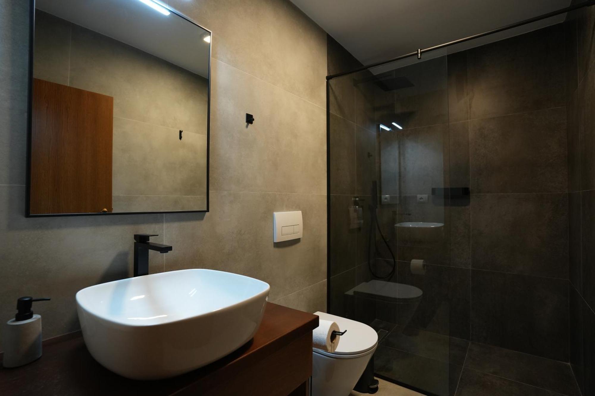 Castlefront Villa Gjirokaster Bagian luar foto